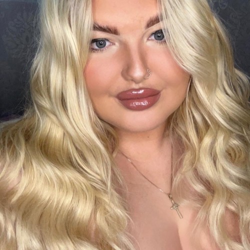 scarlett l.