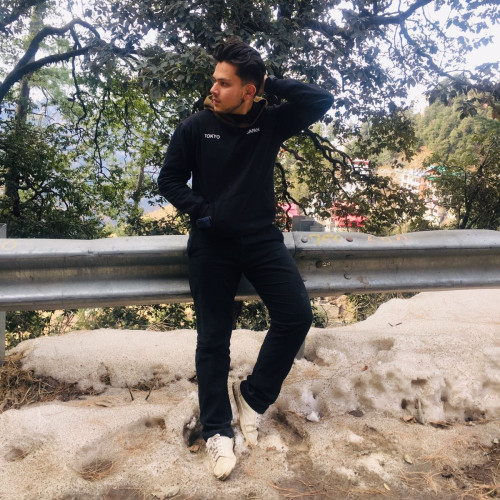 Aaryan D. profile photo