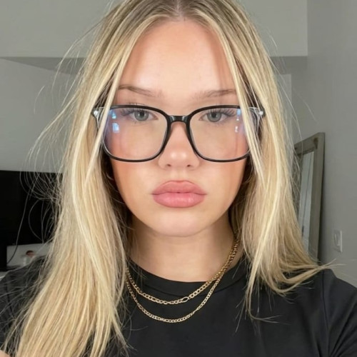 Reea V. profile photo