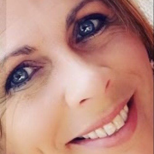 Cristy C.