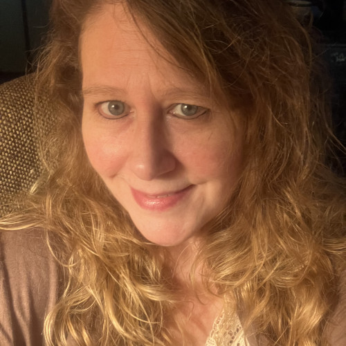 Elaine P. profile photo