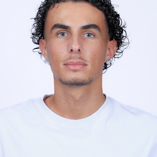 lucas S.