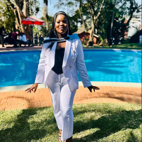 Thandolethu m. profile photo