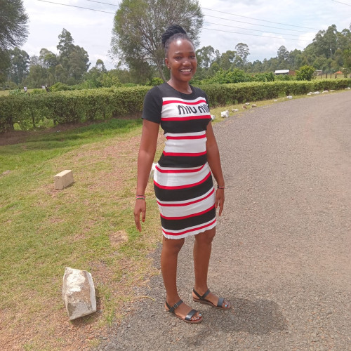 Lizzy  B. profile photo