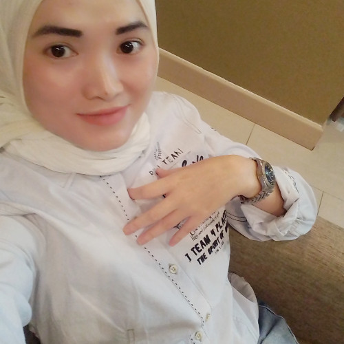 Indah W.