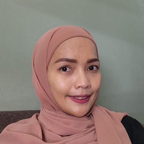 Nur Tri P.