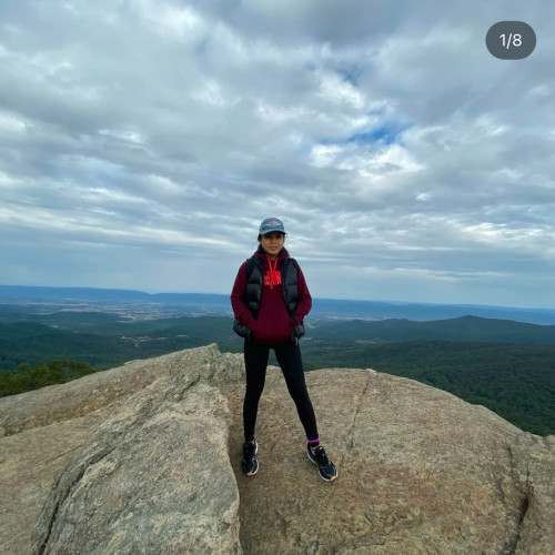 Roxanne G. profile photo