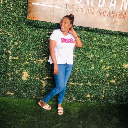 lunezo s. profile photo