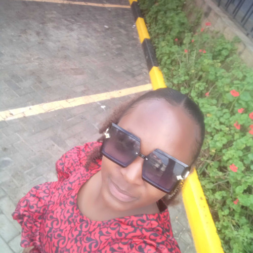 leah m. profile photo