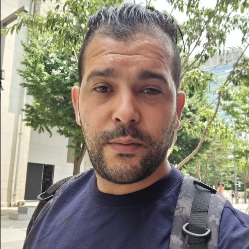 Yassine  A.