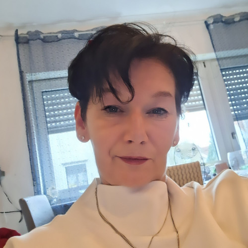 Sylvia  K. profile photo