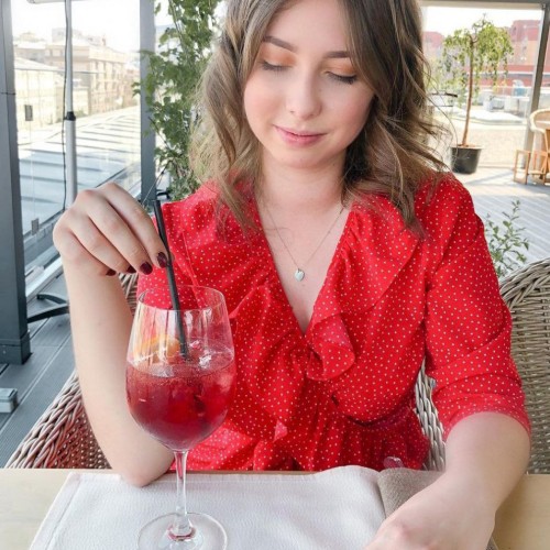Elizaveta T.