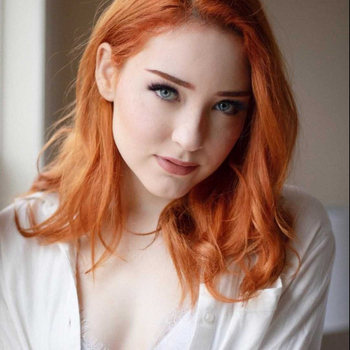rose w. profile photo