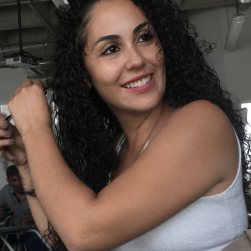 Bella L. profile photo