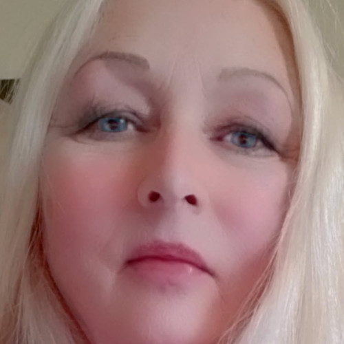 Linda b. profile photo
