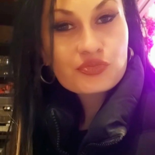 Ionela E. profile photo