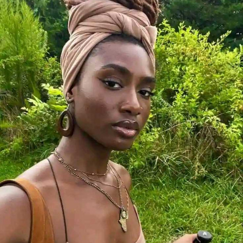 Thulile M.