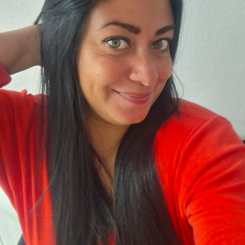 Isa M. profile photo