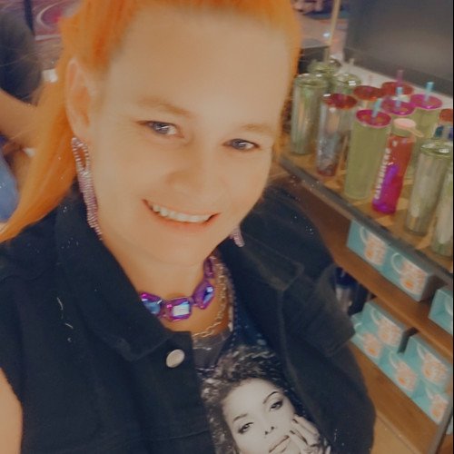 Amber R. profile photo