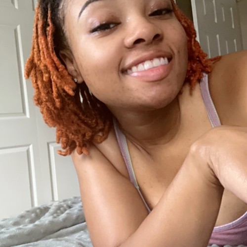 Mia B. profile photo