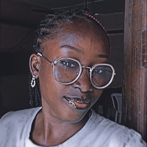 Victoria  E. profile photo