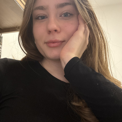 Lola R. profile photo