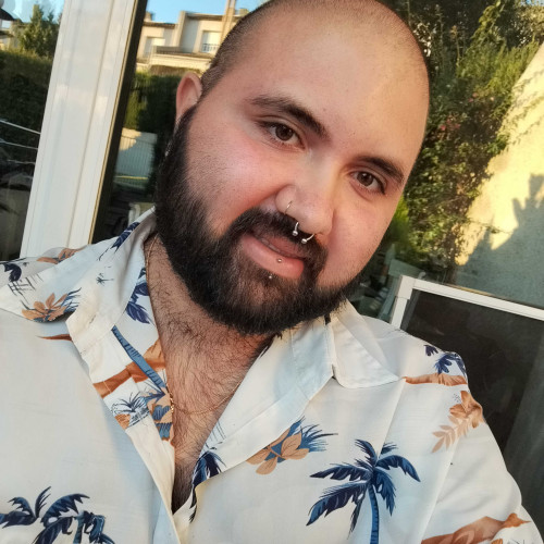 Alex R.