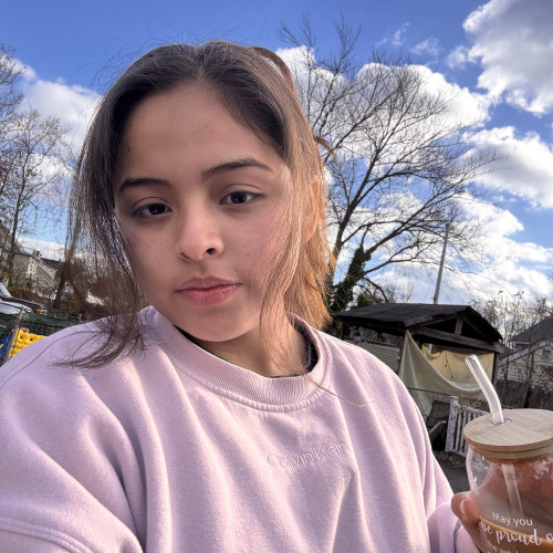 Nayeli L. profile photo