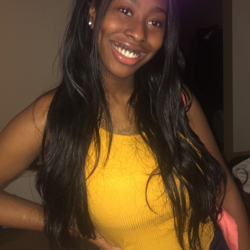 Deseray L. profile photo