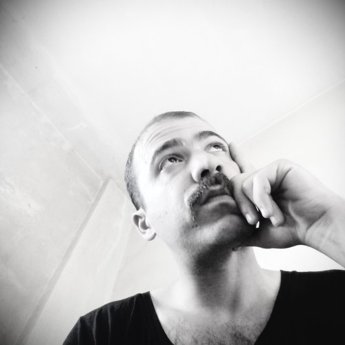 elias m.