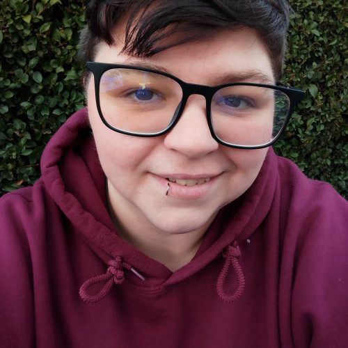 Helen I. profile photo