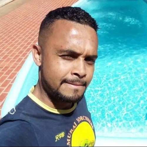 ADRIANO D.