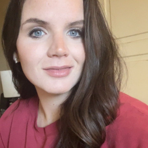 hollie l. profile photo