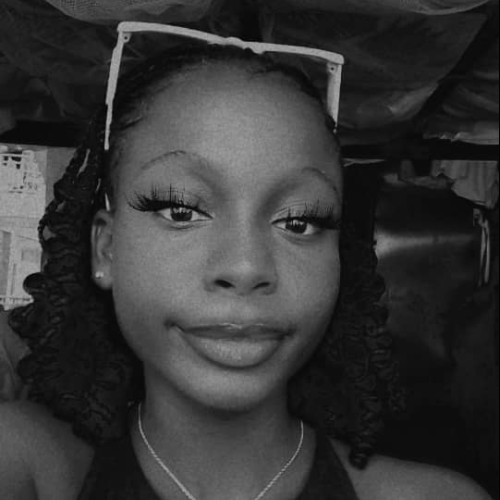 Elle E. profile photo