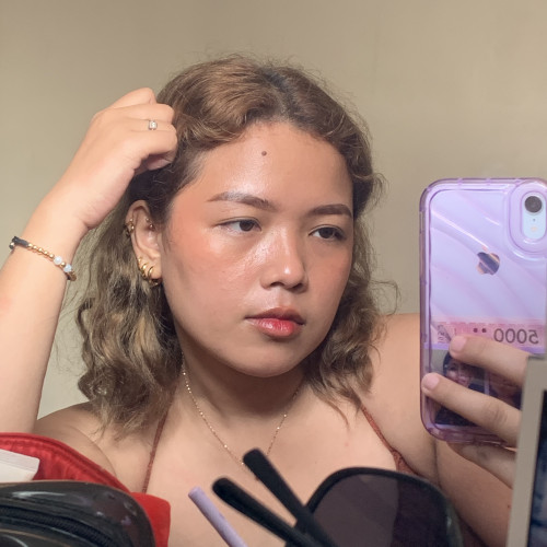 Violet Vee P. profile photo