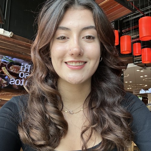 Arianna F.
