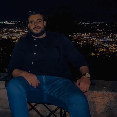 Ali B.