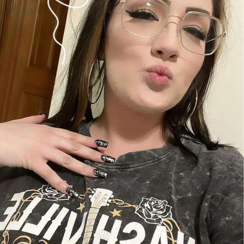 Sarah R.
