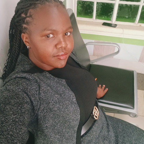 Esther M. profile photo