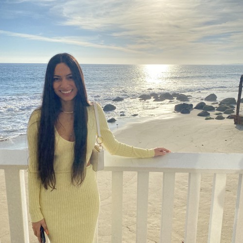 Davina V.