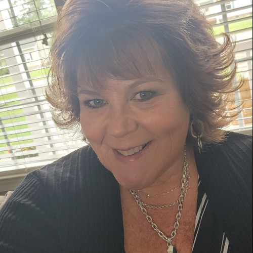 Lisa L.