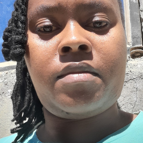 Julie l. profile photo