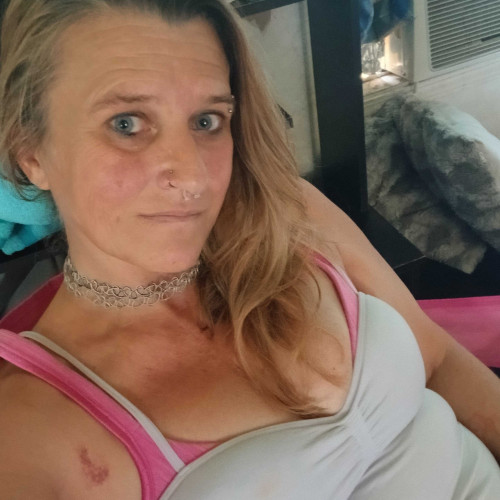 sandy m. profile photo