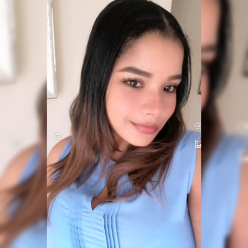 Denia C. profile photo