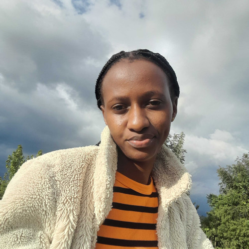 Petronila M. profile photo