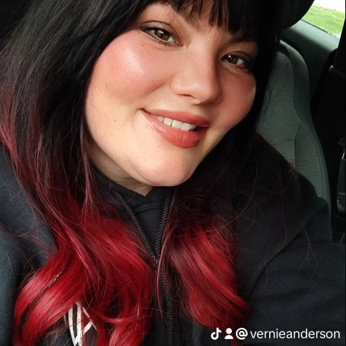 Autumn J. profile photo