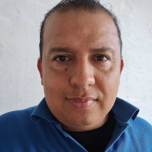 Alejandro L.