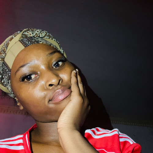 Enhle B. profile photo