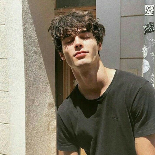 Ravan 0. profile photo