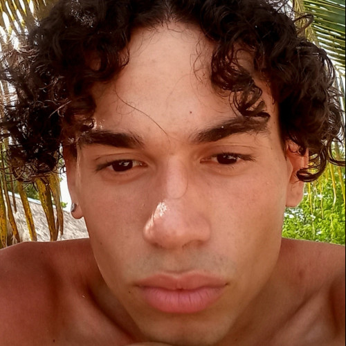 Alex  A.
